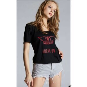 Recycled Karma Aerosmith Dream on T-Shirt Size‎ Small Distressed Band Tee